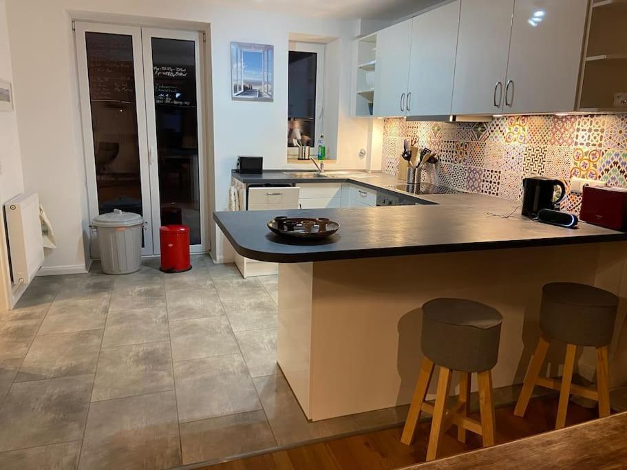 Krimhof Apartment Maasbull ภายนอก รูปภาพ